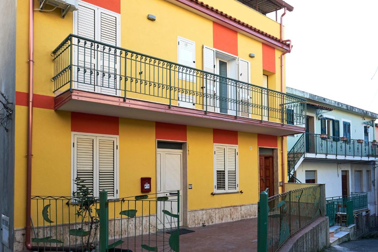 Bouganville House - Casa Vacanze Triparni Exteriér fotografie