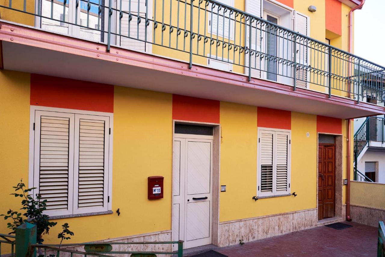 Bouganville House - Casa Vacanze Triparni Exteriér fotografie